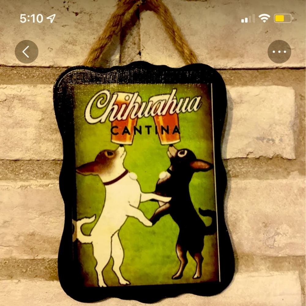 5x7 Chihuahua Cantina wall plaque